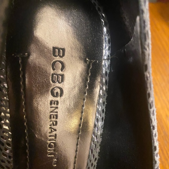 BCBG Gray pumps - Picture 5 of 5